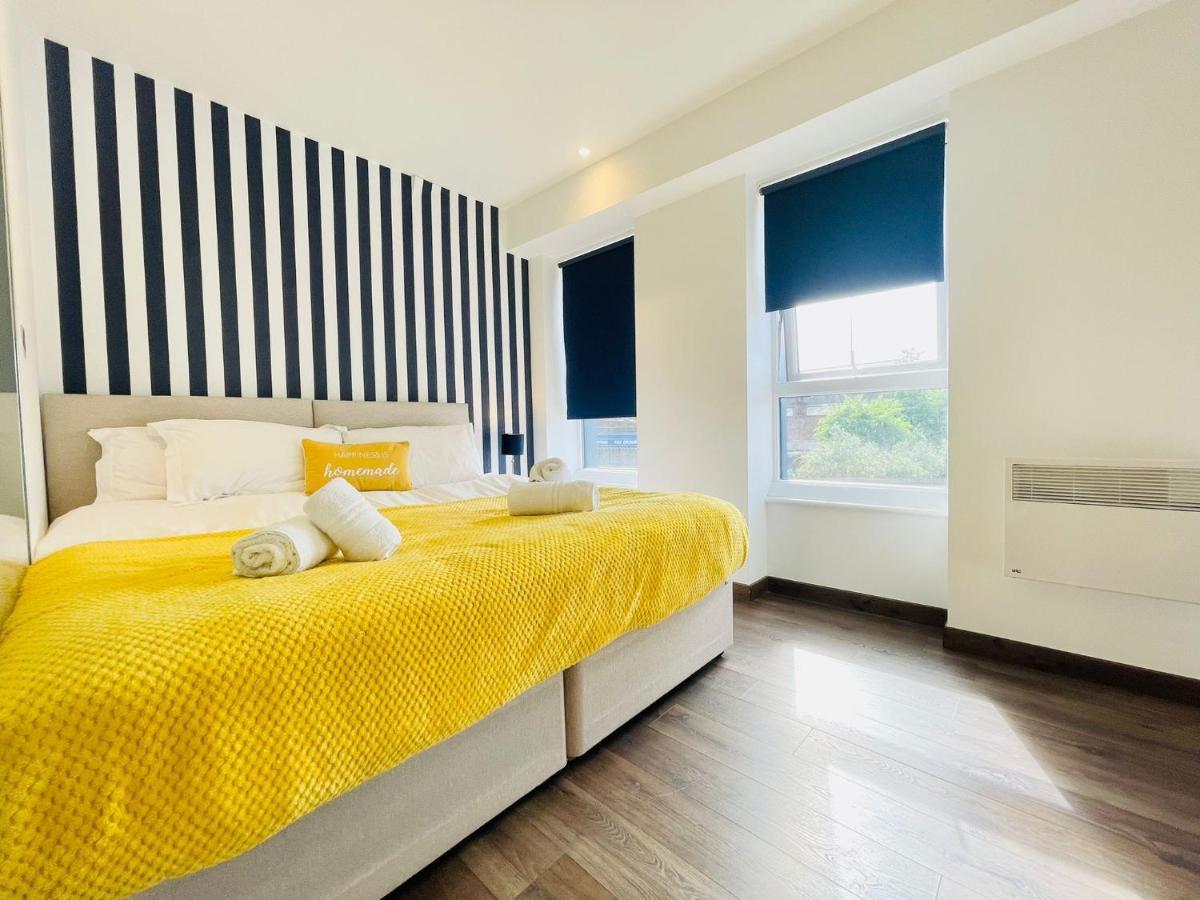 Park Street Apartment Luton By Hostaguest المظهر الخارجي الصورة