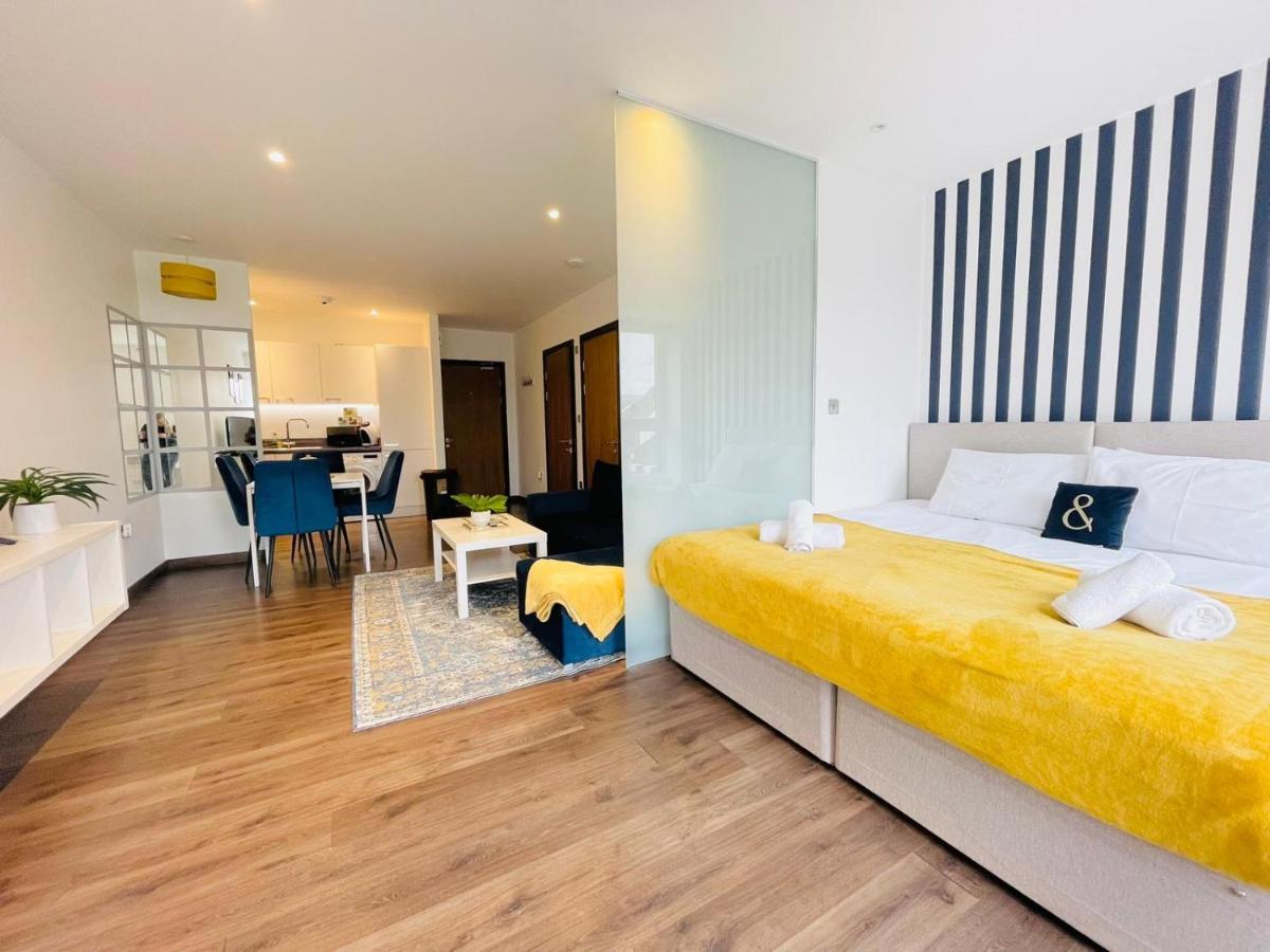 Park Street Apartment Luton By Hostaguest المظهر الخارجي الصورة